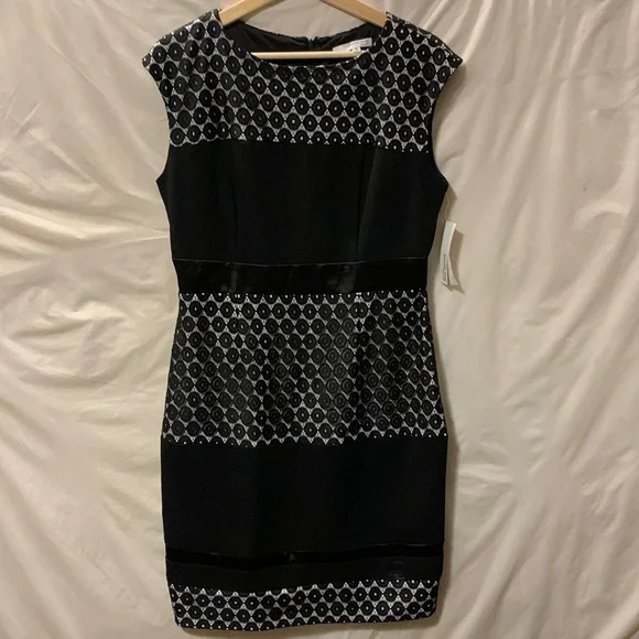 Studio One New York Mixed Media Lace Embroidered Sheath Dress Size 10 - Black - Picture 3 of 6